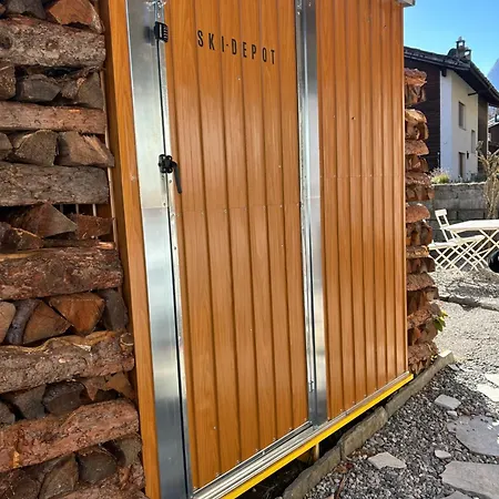 Apartman In *